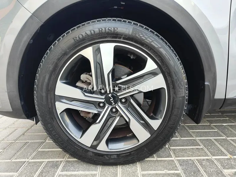 Kia Sorento 2022 for Sale in Dubai Image-20