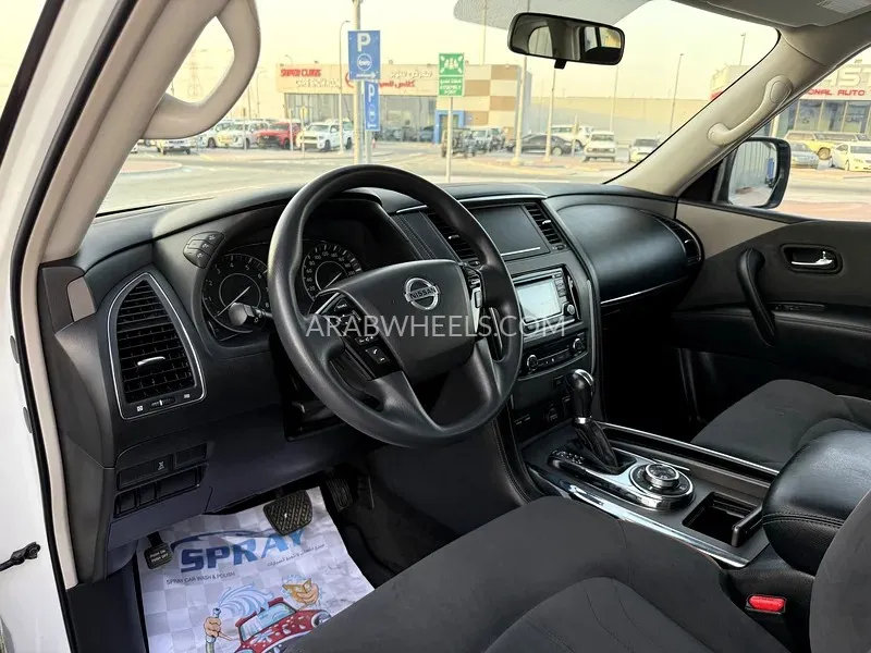 Nissan Patrol 2020 for Sale in Abu Dhabi Image-11