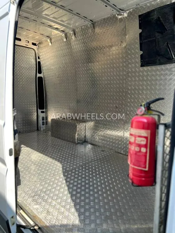 Peugeot Boxer 2021 for Sale in Sharjah Image-5