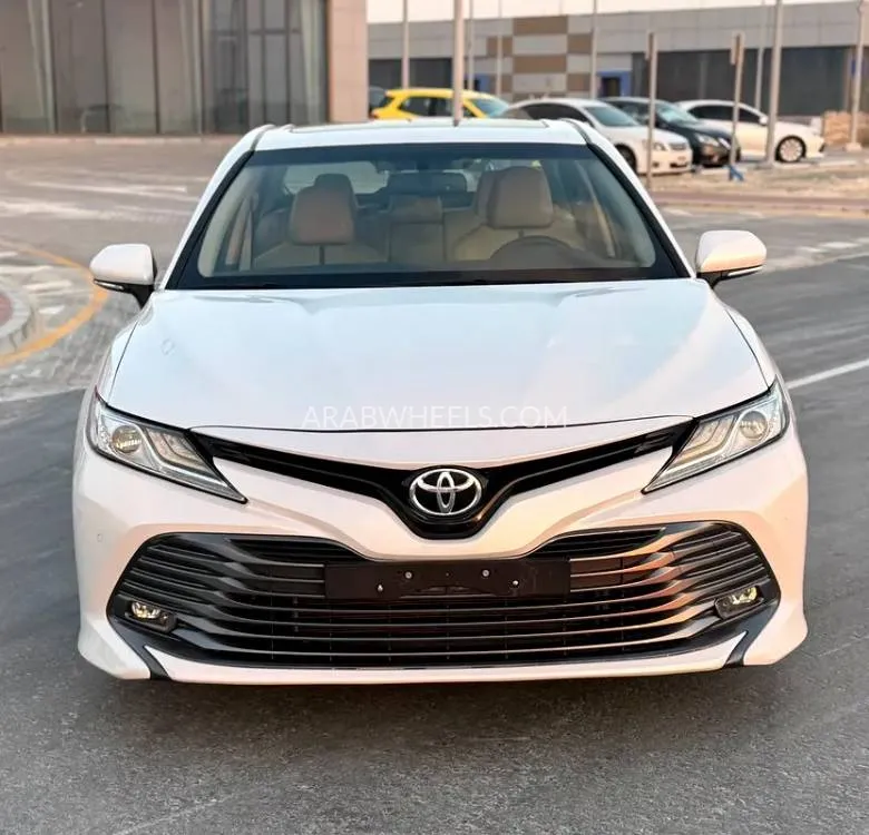 Toyota Camry 2019 for Sale in Abu Dhabi Image-2