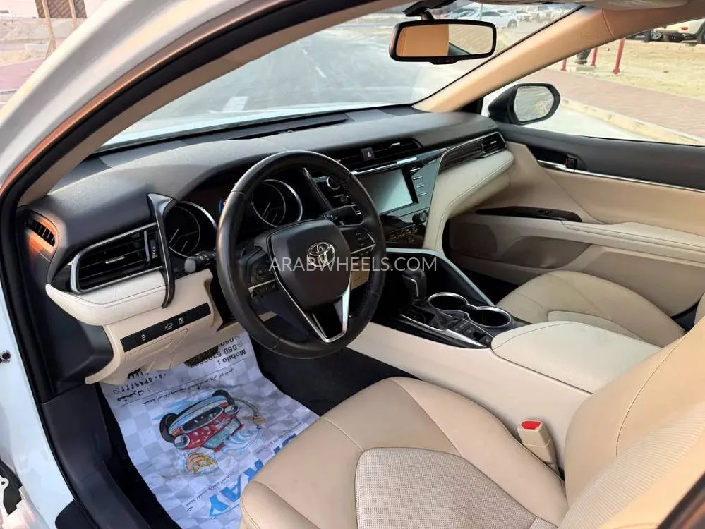 Toyota Camry 2019 for Sale in Abu Dhabi Image-12
