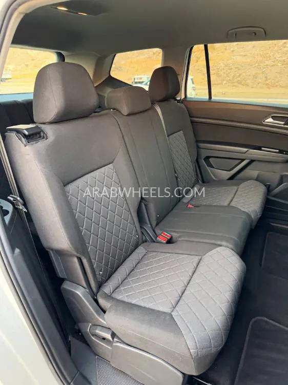 Volkswagen Touareg 2019 for Sale in Abu Dhabi Image-19