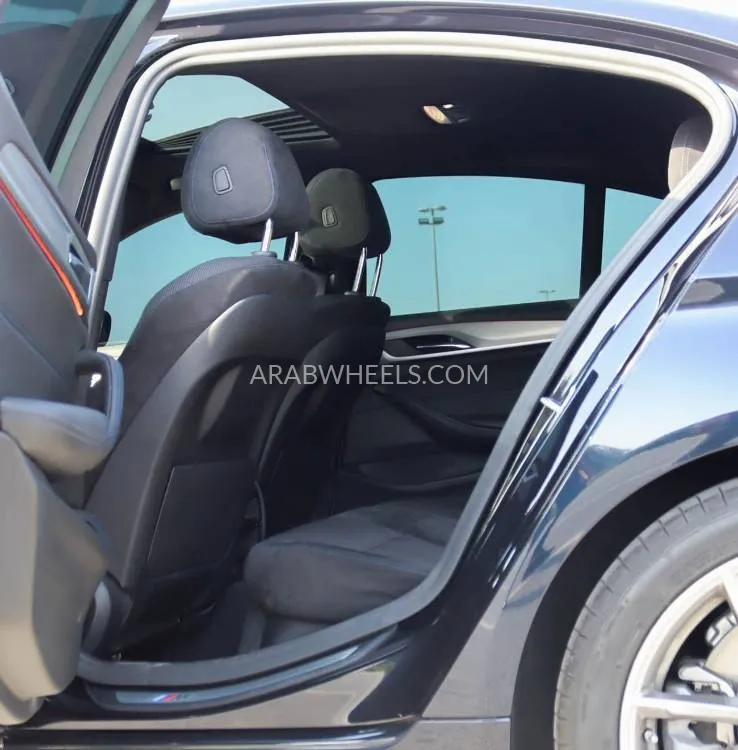 BMW 5 series 2020 for Sale in Sharjah Image-10