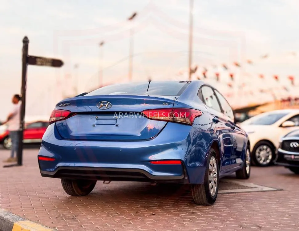 Hyundai Accent 2020 for Sale in Sharjah Image-6