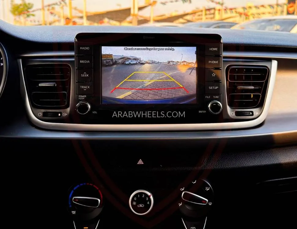 Kia Rio 2020 for Sale in Sharjah Image-13