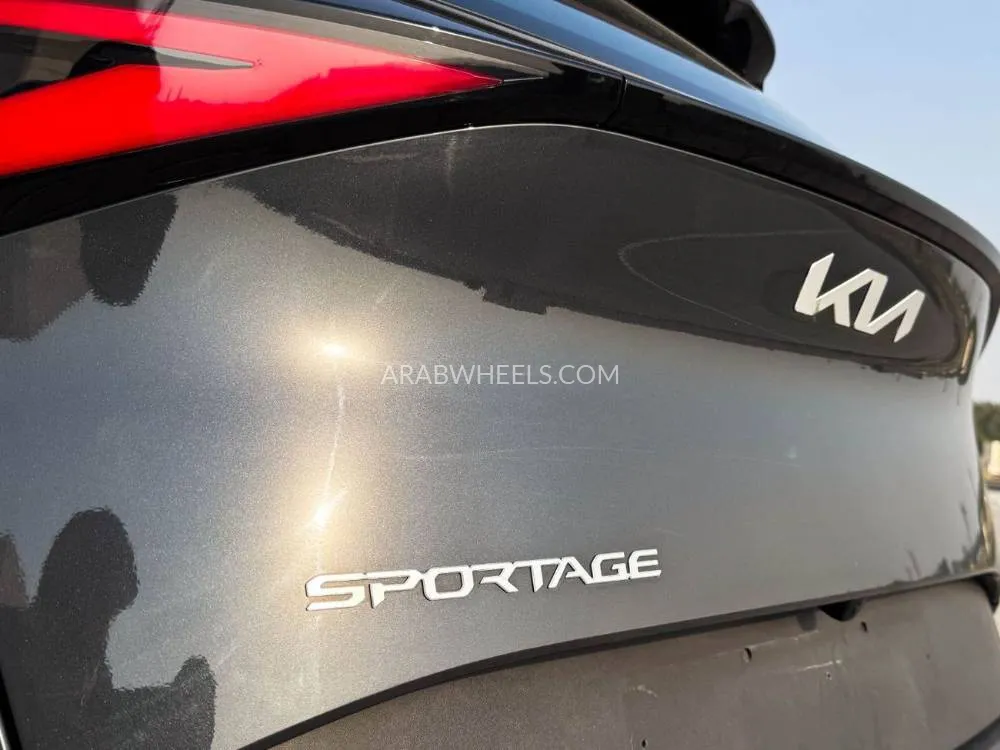 Kia Sportage 2023 for Sale in Sharjah Image-7