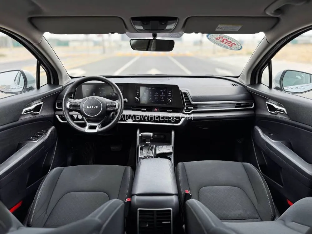 Kia Sportage 2023 for Sale in Sharjah Image-11