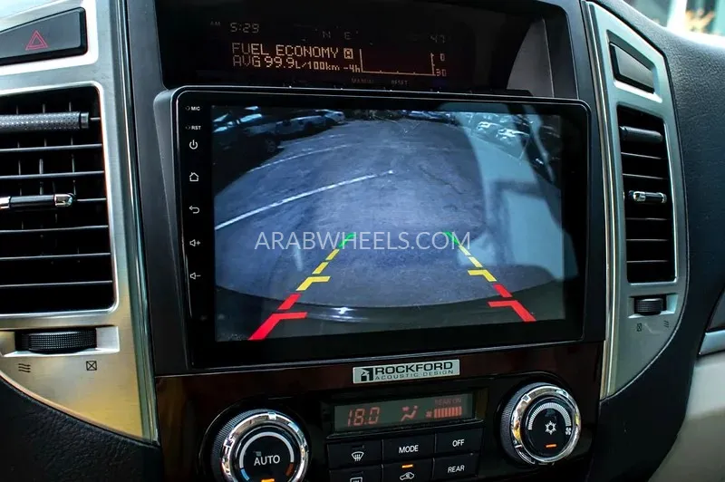 Mitsubishi Pajero 2020 for Sale in Sharjah Image-15