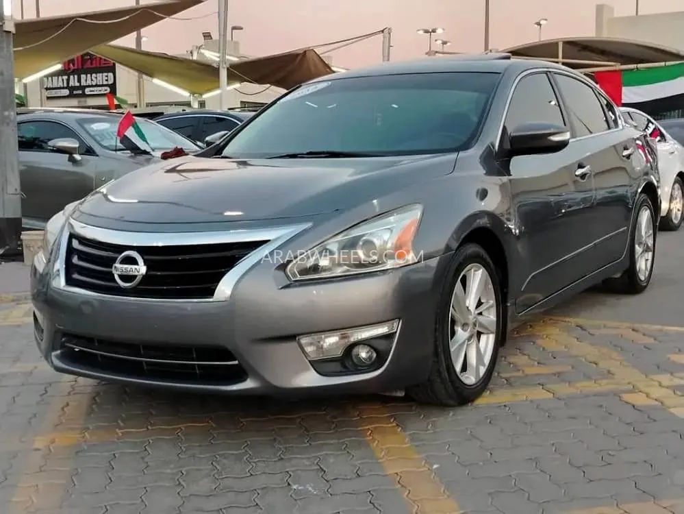 Nissan Altima 2014 for Sale in Dubai Image-3