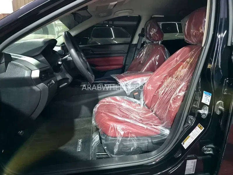 Nissan Altima 2024 for Sale in Ajman Image-11