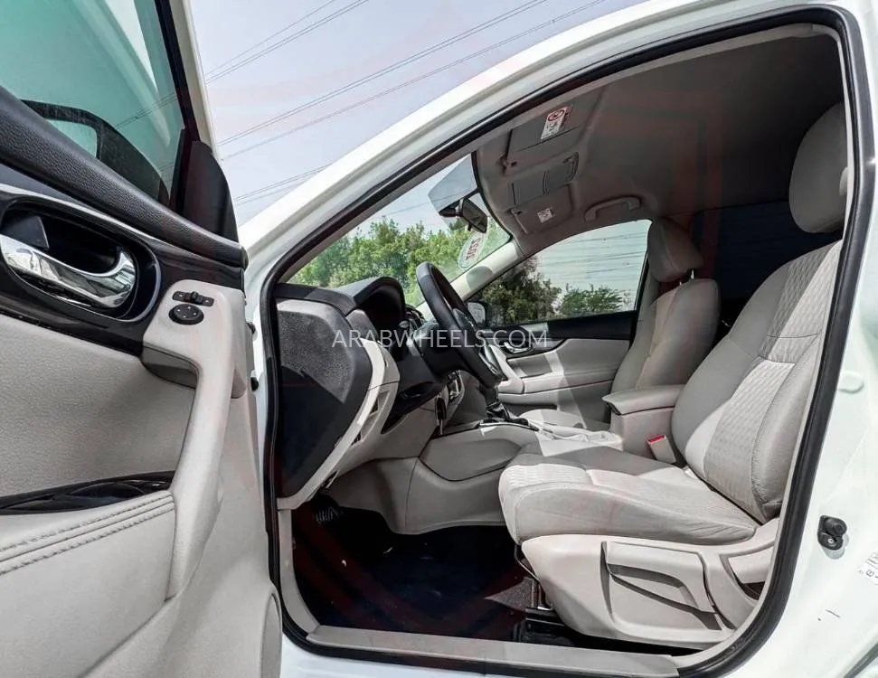 Nissan X-Trail 2022 for Sale in Sharjah Image-8
