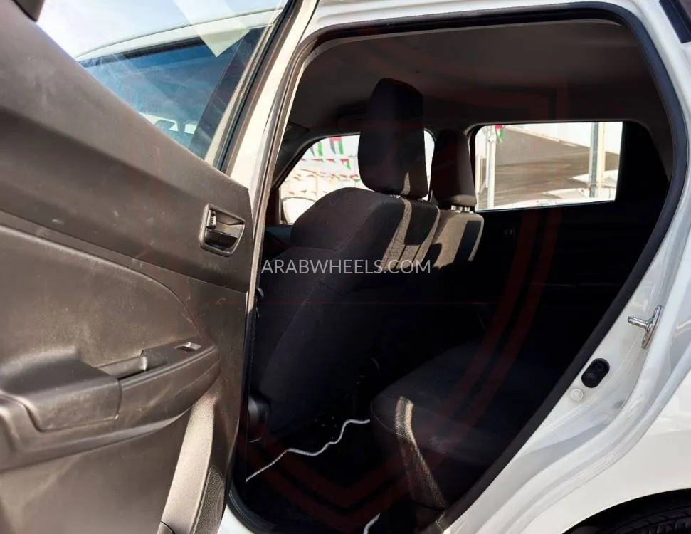 Suzuki Swift 2023 for Sale in Sharjah Image-10
