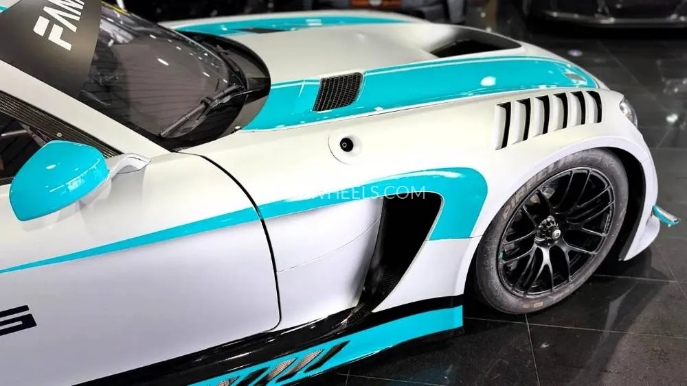 Mercedes Benz AMG GT 2020 for Sale in Dubai Image-8