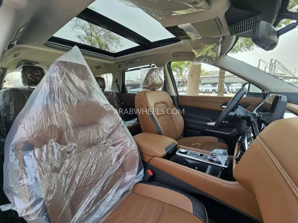 Nissan Pathfinder 2023 for Sale in Dubai Image-11