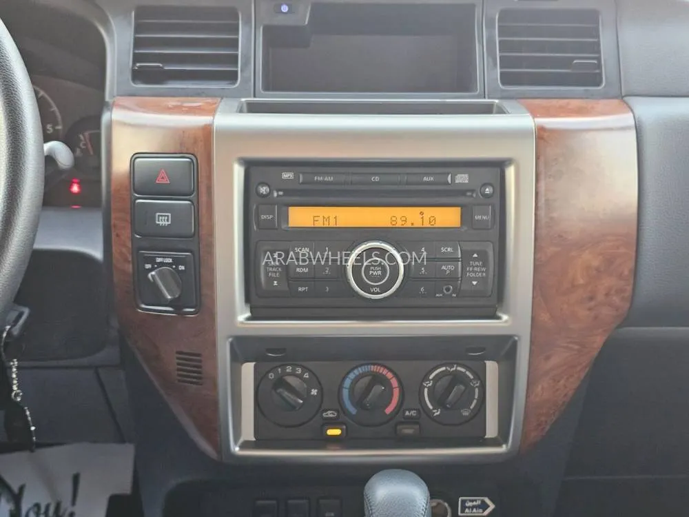 Nissan Patrol 2023 for Sale in Dubai Image-17