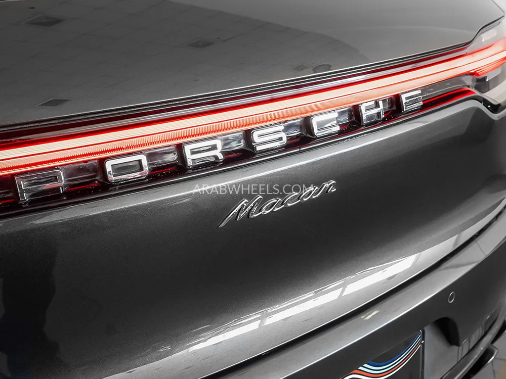 Porsche Macan 2020 for Sale in Dubai Image-15