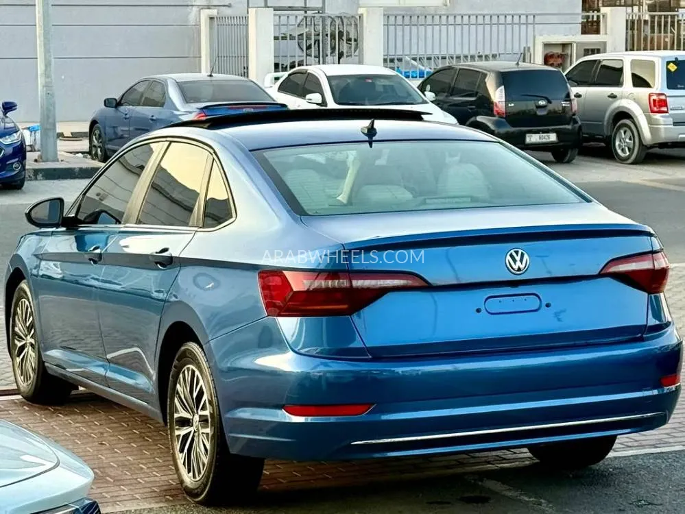 Volkswagen Jetta 2019 for Sale in Sharjah Image-5