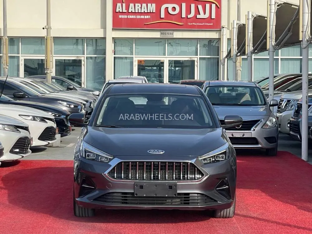 JAC J7 2023 for Sale in Sharjah Image-3