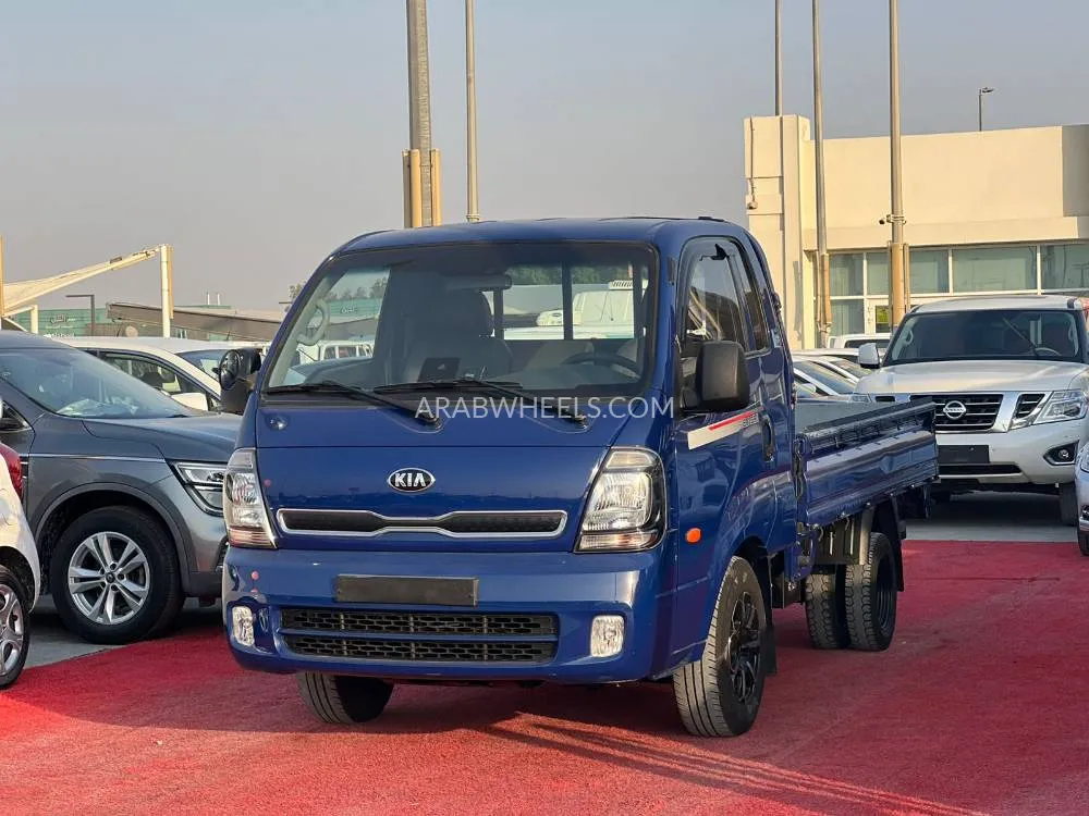 Kia Bongo 2022 for Sale in Sharjah Image-4