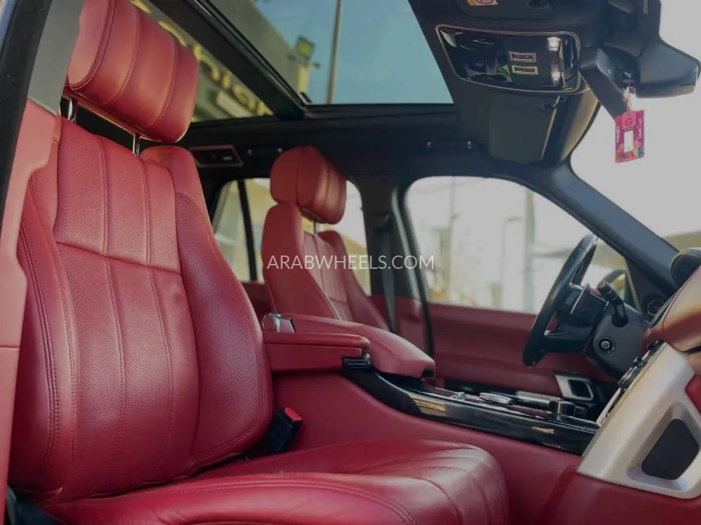 Land Rover Range Rover 2015 for Sale in Sharjah Image-12
