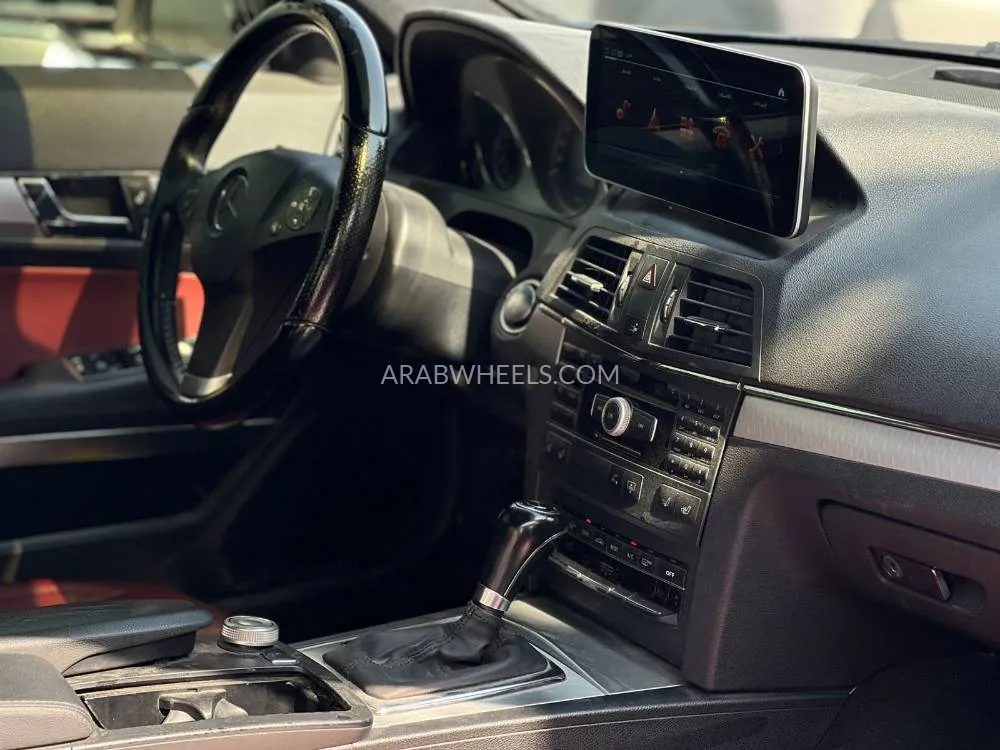 Mercedes Benz E Class 2011 for Sale in Sharjah Image-6