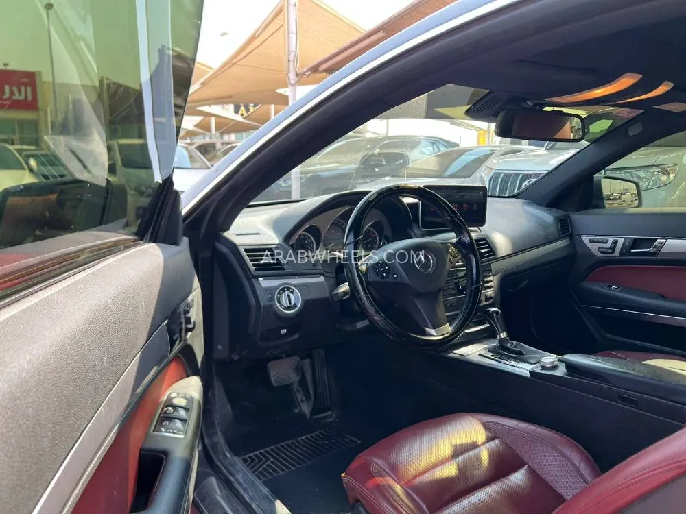 Mercedes Benz E Class 2011 for Sale in Sharjah Image-7