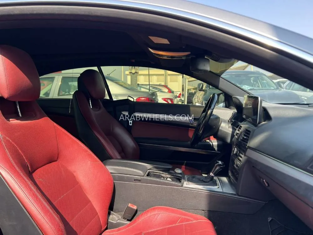 Mercedes Benz E Class 2011 for Sale in Sharjah Image-10