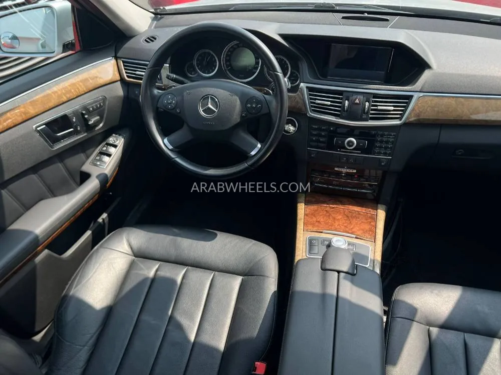 Mercedes Benz E Class 2011 for Sale in Sharjah Image-20