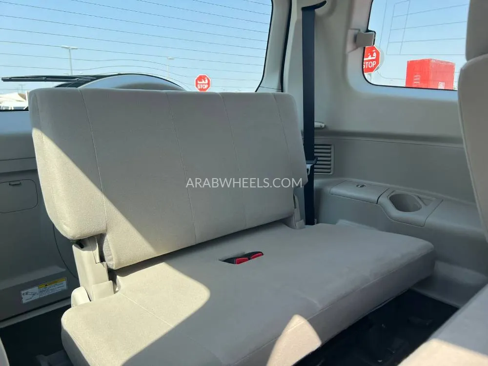 ميتسوبيشي باجيرو 2016 for Sale in الشارقة Image-17