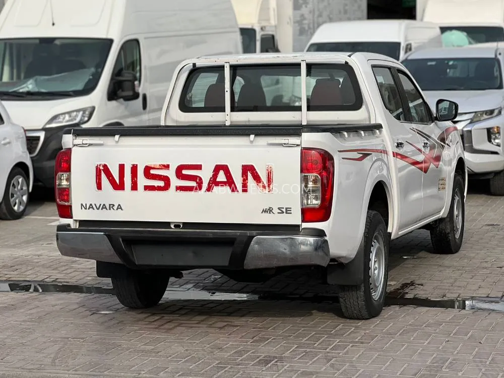 Nissan Navara 2020 for Sale in Sharjah Image-7