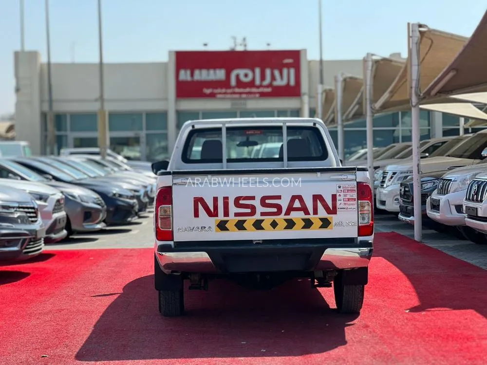 Nissan Navara 2020 for Sale in Sharjah Image-6