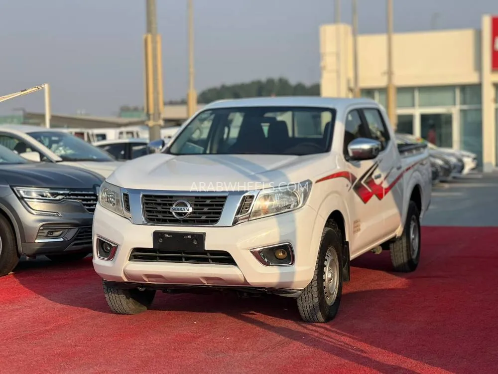 Nissan Navara 2020 for Sale in Sharjah Image-4