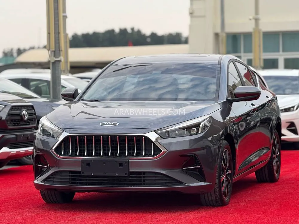 JAC J7 2023 for Sale in Sharjah Image-4