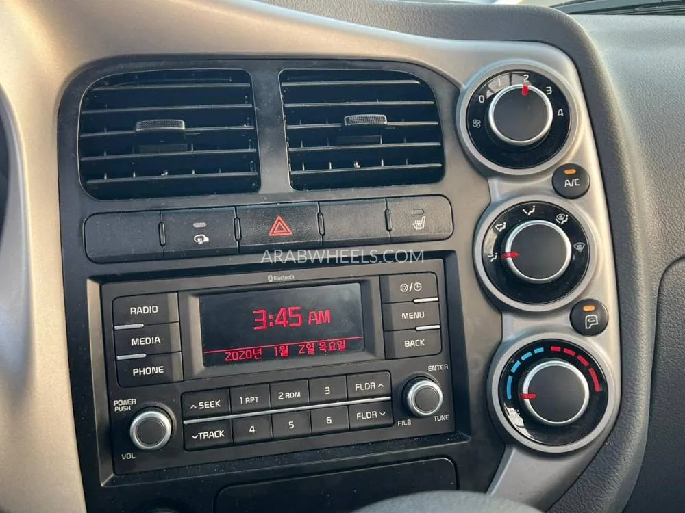 Kia Bongo 2022 for Sale in Sharjah Image-17