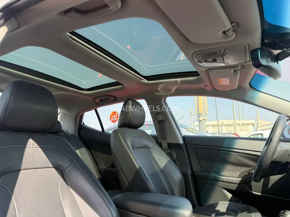 Kia Optima 2012 for Sale in Sharjah Image-9