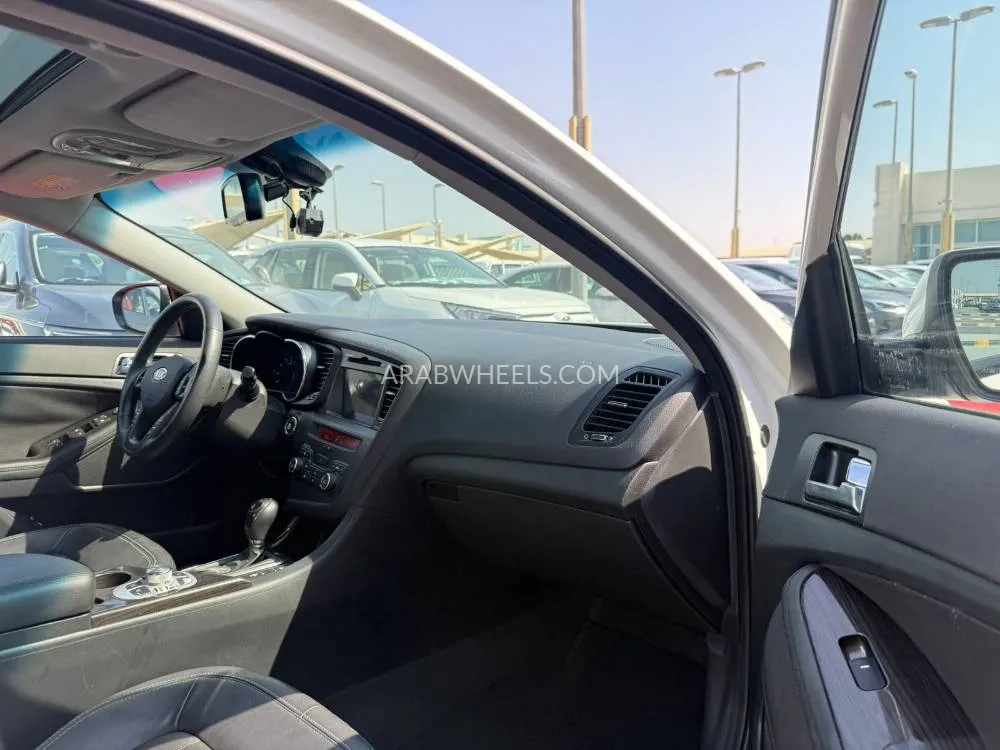 Kia Optima 2012 for Sale in Sharjah Image-12