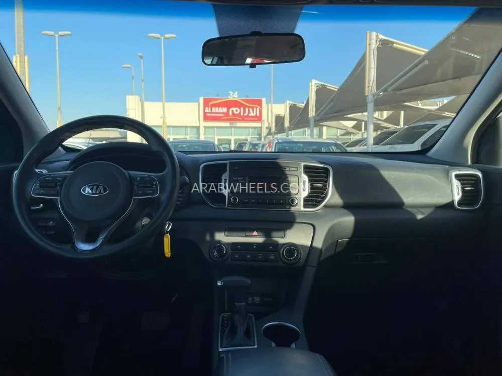 Kia Sportage 2019 for Sale in Sharjah Image-13
