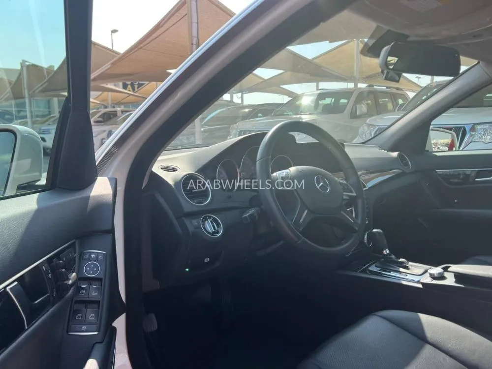 Mercedes Benz C Class 2012 for Sale in Sharjah Image-10