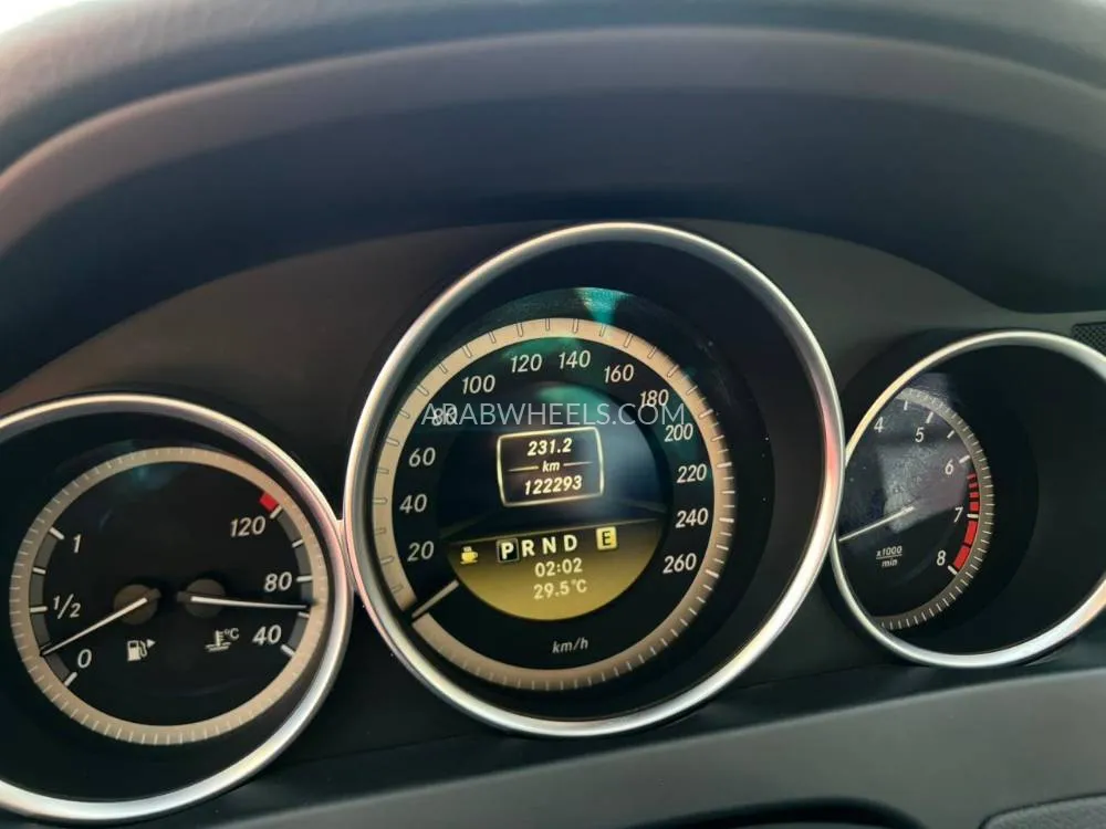 Mercedes Benz C Class 2012 for Sale in Sharjah Image-8