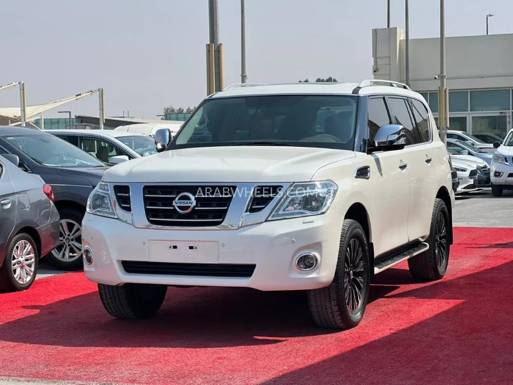 نيسان باترول 2018 for Sale in الشارقة Image-4