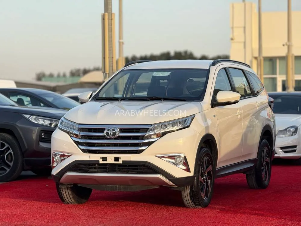 Toyota Rush 2022 for Sale in Sharjah Image-4