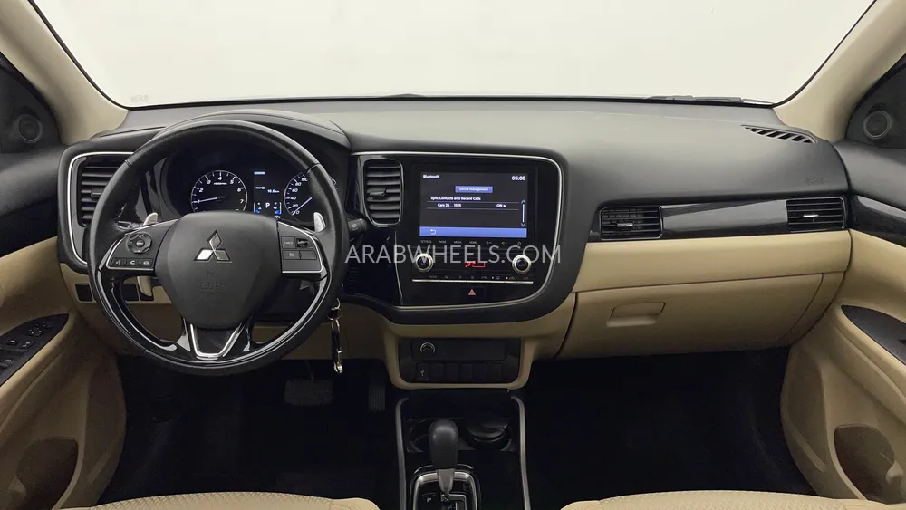 Mitsubishi Outlander 2022 for Sale in Dubai Image-12