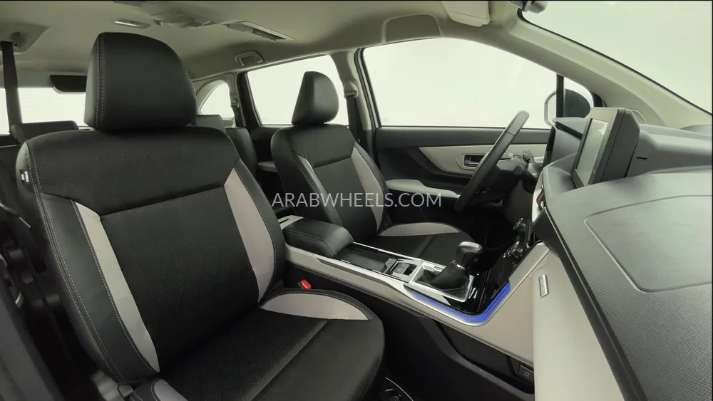 Toyota Veloz 2024 for Sale in Dubai Image-24