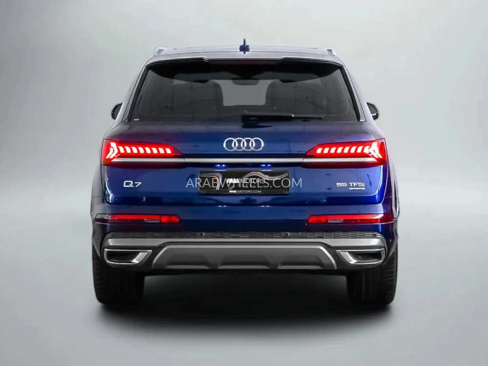 أودي Q7 2021 for Sale in دبي Image-4