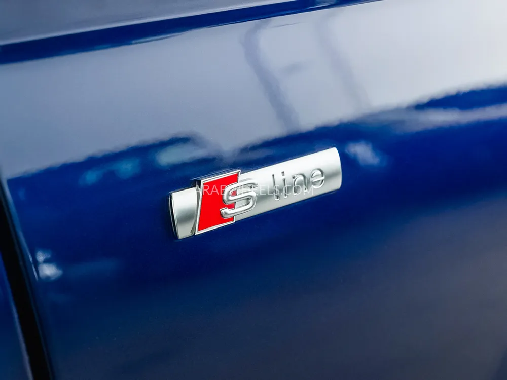 أودي Q7 2021 for Sale in دبي Image-16