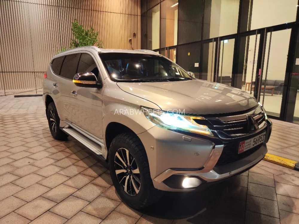 Mitsubishi Montero Sport 2017 for Sale in Abu Dhabi Image-2