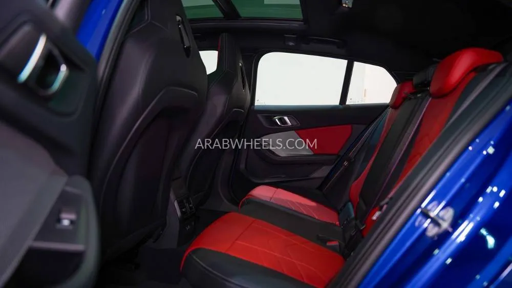 بي إم دبليو الفئة الأولى 2025 for Sale in أبو ظبي Image-13