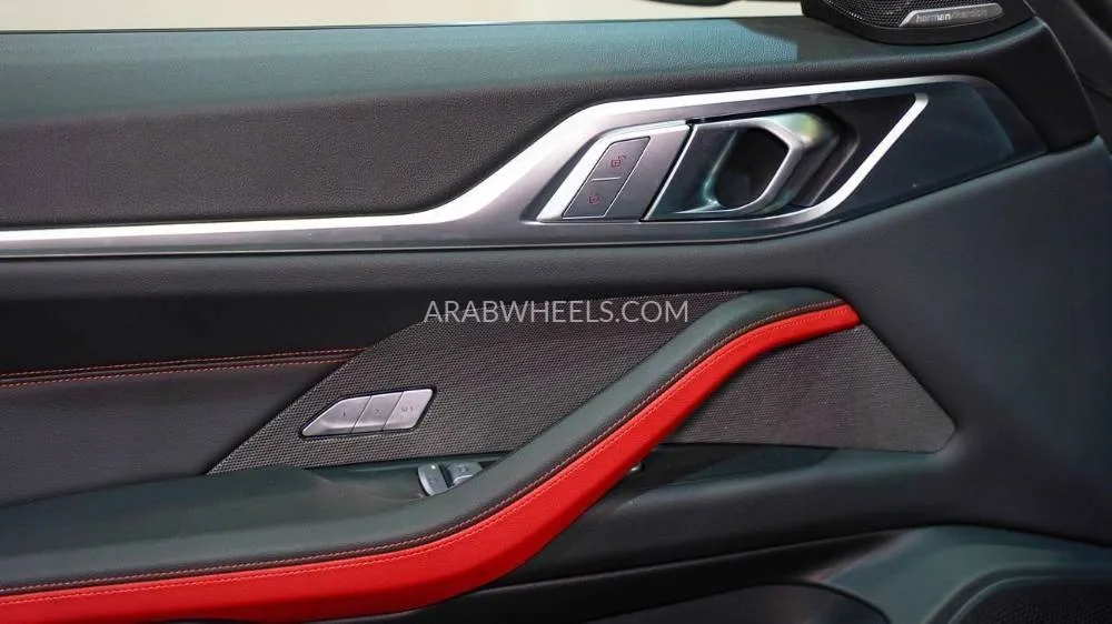 بي إم دبليو آي 4 2025 for Sale in أبو ظبي Image-9