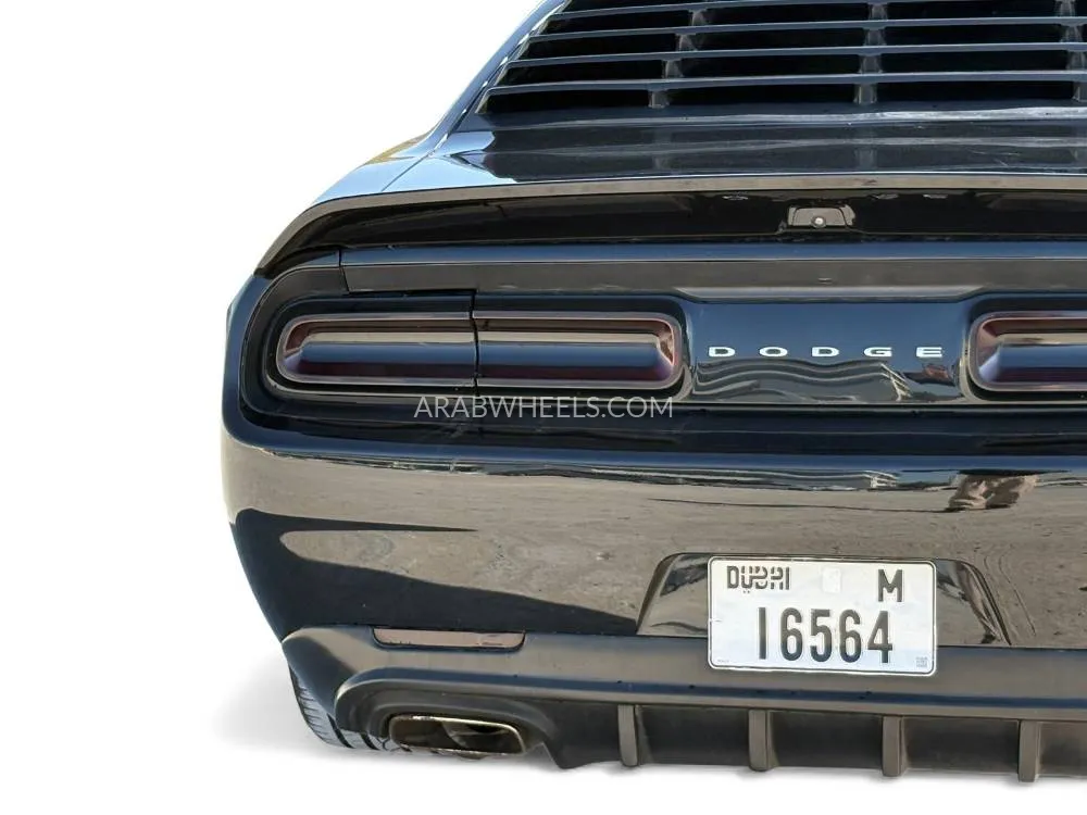 Dodge Challenger 2015 for Sale in Dubai Image-10
