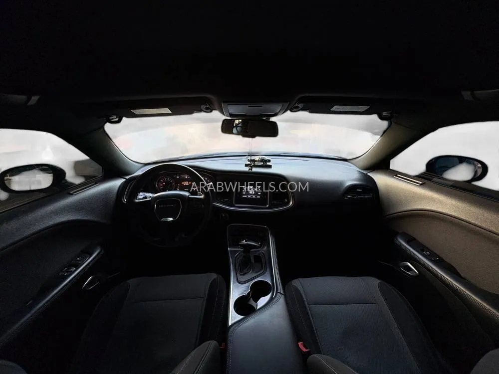 Dodge Challenger 2015 for Sale in Dubai Image-17